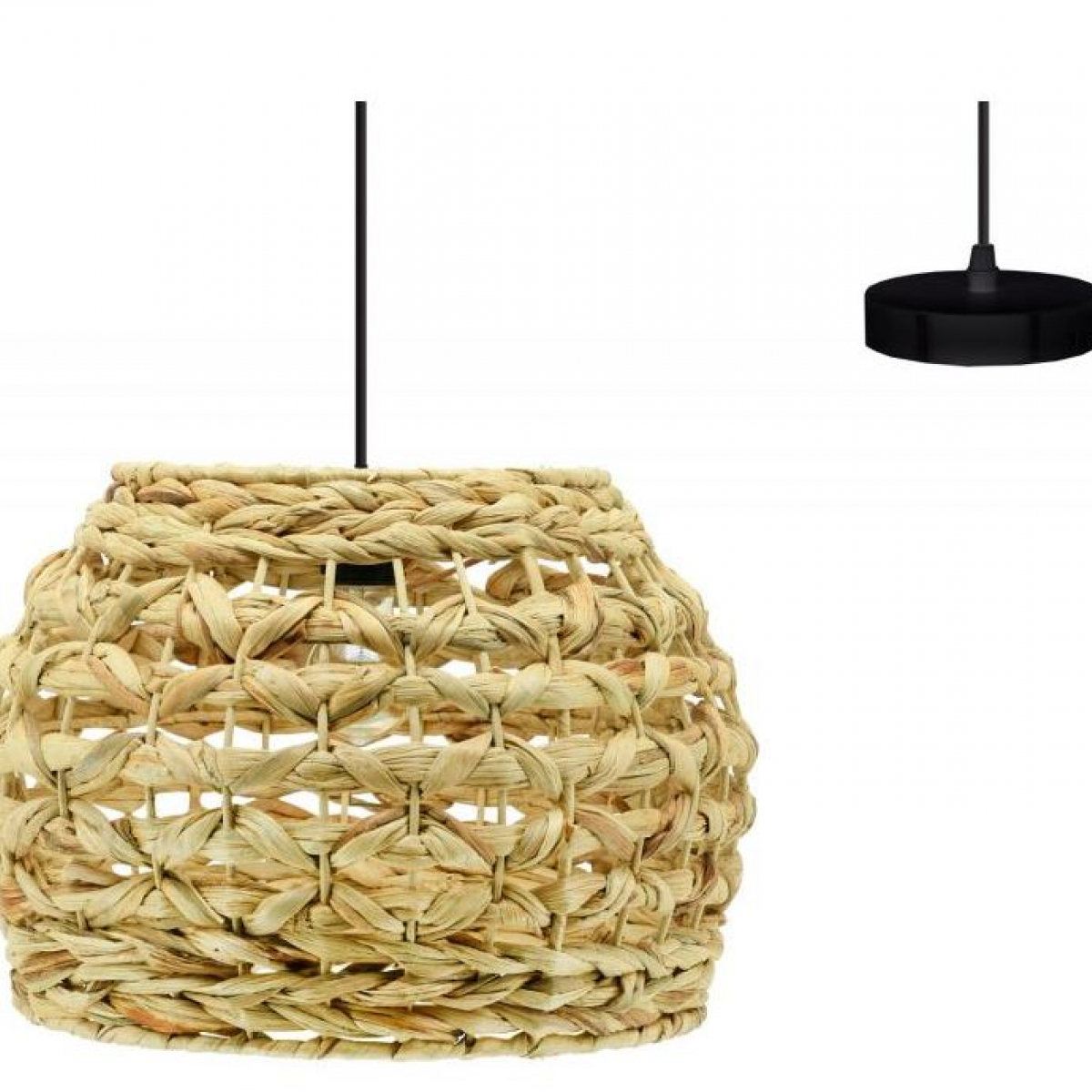 Round lampshade in natural hyacinth