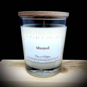 Monoi scented candle